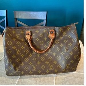 Vintage Louis Vuitton Speedy 35 *reselling*